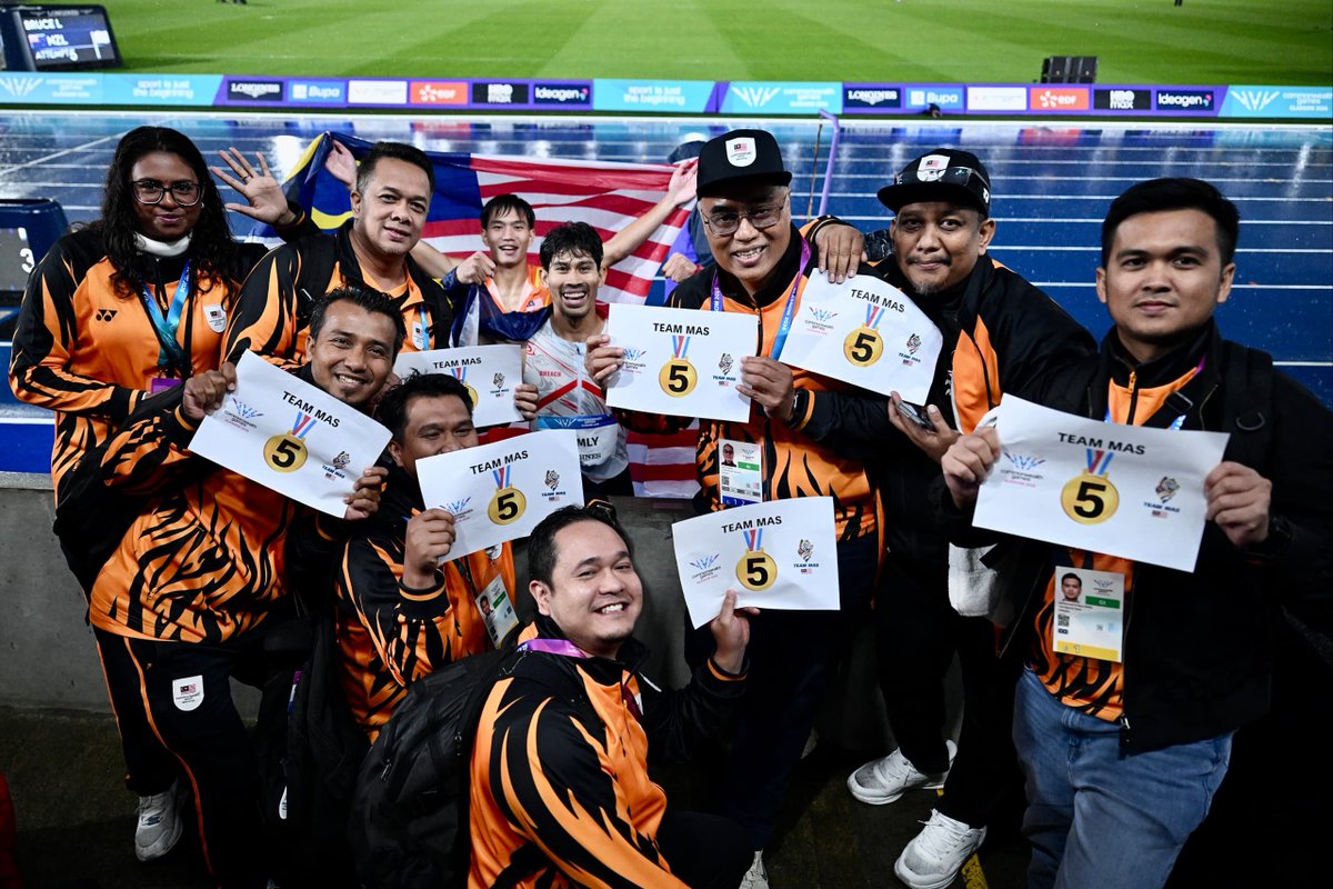 AtletMalaysia's tweet photo. Target Achieved 🥇🥇🥇🥇🥇✔️

Welll Done!!! @latifromly Hadiahkan Emas Kelima Untuk TeamMAS 🫶🇲🇾💯 https://t.co/9OpKtTo8Yx