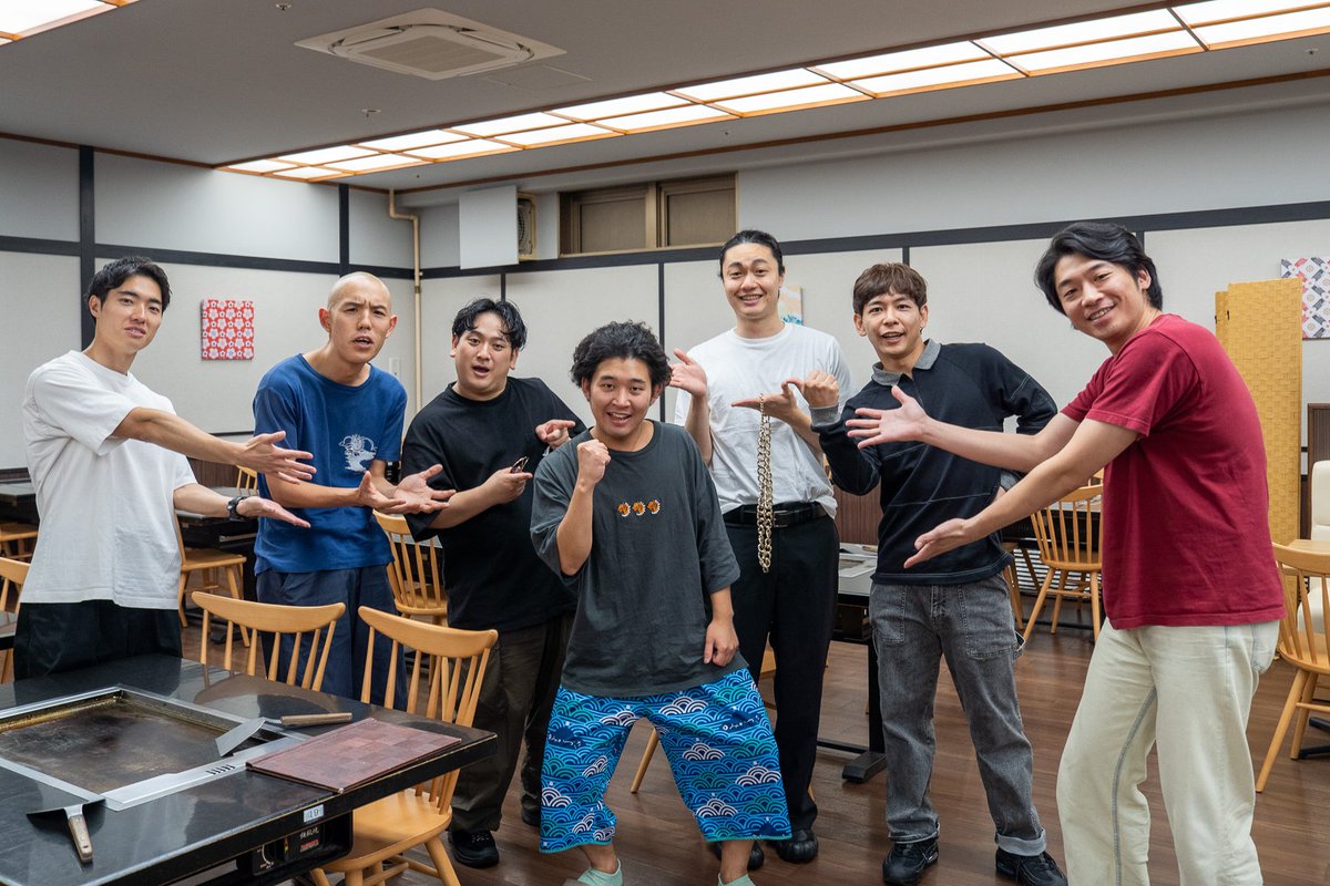ariyoshinokabe's tweet photo. 四千頭身・後藤さんご結婚おめでとうございます！
公私ともに伸びしろいっぱいの後藤さん
そして四千頭身の3人の今後を
有吉の壁スタッフも引き続き応援させてください！ https://t.co/vB7UPSf1jx