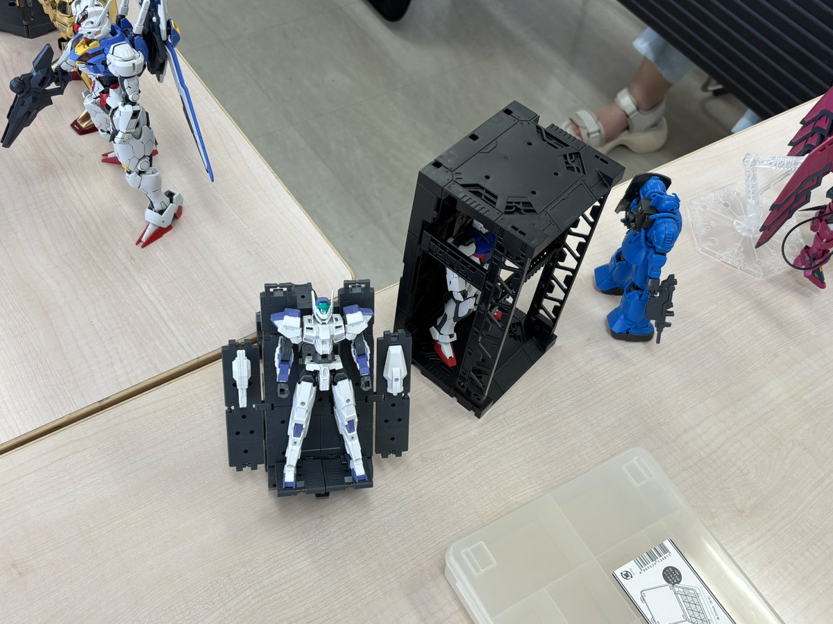 excel_f_t's tweet photo. おはようございます😃

行動が変わらないのは、

まだ本気で求めていないから。

#神戸製作会 
お越しになりたい
興味がある

どしどし、
アンケートにお答えください。

今日が、
締切です。

ご不明点のある方、
初めて来たいけど、
どうしたらいいかわからない

こちらへお問合せください
https://t.co/PxTi4CrAAW