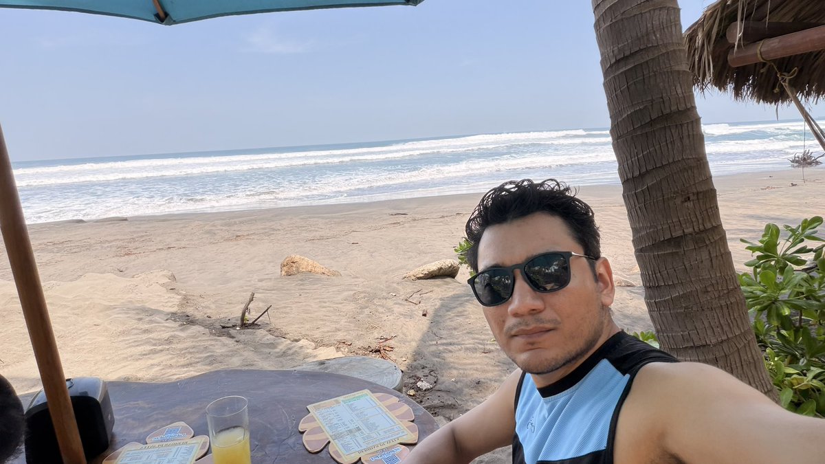 SoyJosher's tweet photo. Andamos modo #Beach #Bitch 😉🤣💙 https://t.co/qn15dF8VTy