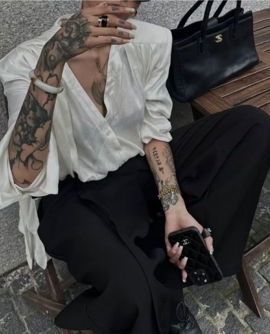 wegoncri's tweet photo. Thinspo thread 🧵🪡 except it’s masc version because i’m tierd of never seeing people who look like me in these 
•*•*•*•*•* 
enjoy 
(none of the photos are mine) https://t.co/IodFKiKSOt