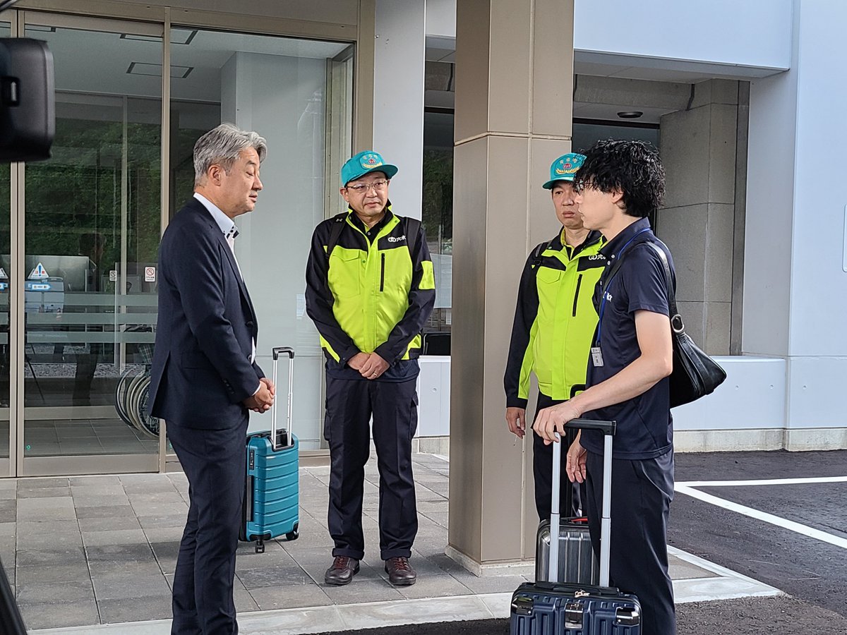 anamizu_town's tweet photo. 昨日の熊本地方を震源とした震災を受け、災害時相互応援協定を締結している熊本県西原村へ、穴水町職員２名、そして熊本県西原村より派遣いただいている職員１名が西原村へ被害調査のため本日出発いたしました。
西原村とは平成28年熊本地震でご縁があり、能登半島地震でも発災直後からご支援を↓ https://t.co/1noTWITSHy