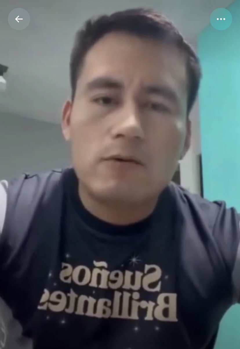 GlodeJo07's tweet photo. Este vato, “Rully Sanz” fue el primer wey que subió el vídeo a Facebook.
Literalmente lo subió y después al ver las reacciones de la gente salió a dar un comunicado y decir que “era una broma”. 
Imagínate, según el el vídeo no era cierto era una broma de cómo violaban a un niño.
Lo más curioso aquí es que este mismo cabron estuvo involucrado en la desaparición de una niña hace un tiempo.