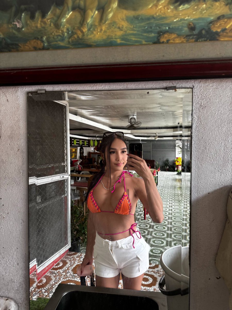 Eva tweet media