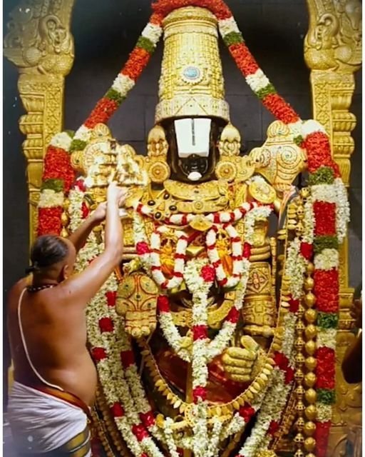 immortaldharma's tweet photo. Govinda darshan is pure spiritual joy. https://t.co/1QZyJddas0