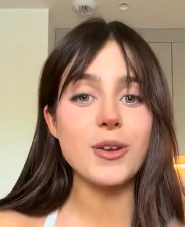 Bajisita_'s tweet photo. es que ni siquiera a viruzz quien peleo sin careta y recibo golpes muy fuertes en la TODA la cara se le nota algo rojo como a la mustia de roro, como llora la perra de roro y nadamas busca cualquier cosa para victimizarse 
para al otra que tome un curso de maquillaje para creerle https://t.co/RJNmCaVE8D