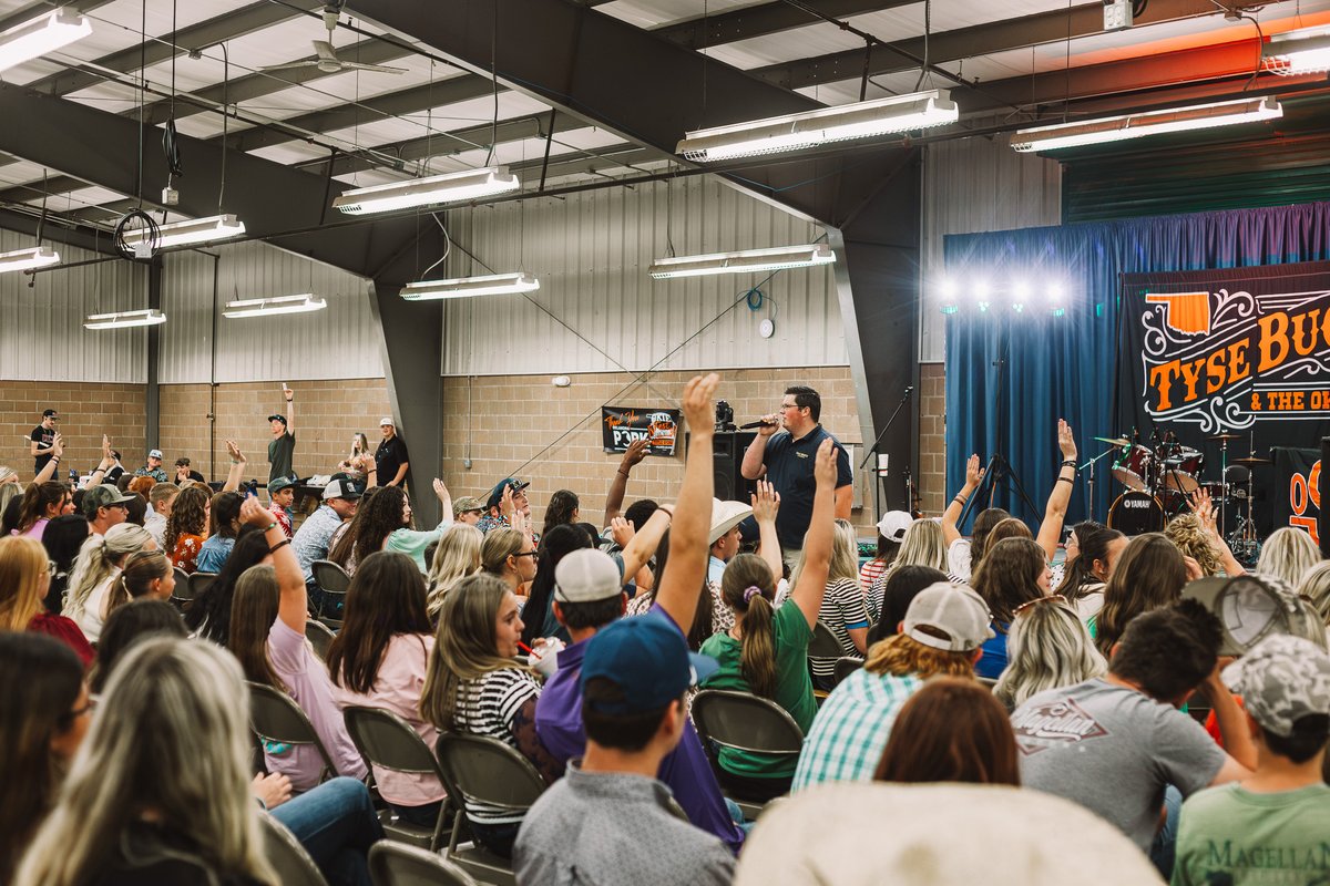 Okpork's tweet photo. Who says livestock kids only know the show ring? 🎶🐷

We were proud to sponsor Okie Fest at Big 3, supporting talented Oklahoma FFA &amp; 4-H members with ties to the swine industry as they raise funds for the National FFA Talent Competition! https://t.co/GvG2WHKebR