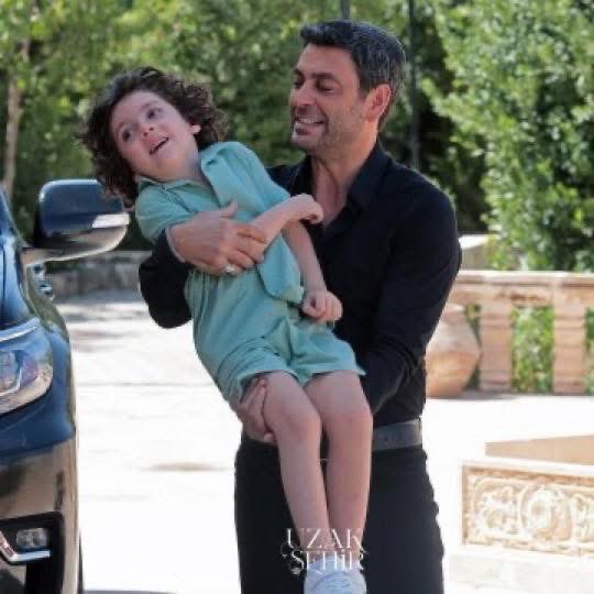 Ilioella's tweet photo. İki Cihan 💙 https://t.co/SKX6QJh5Vt
