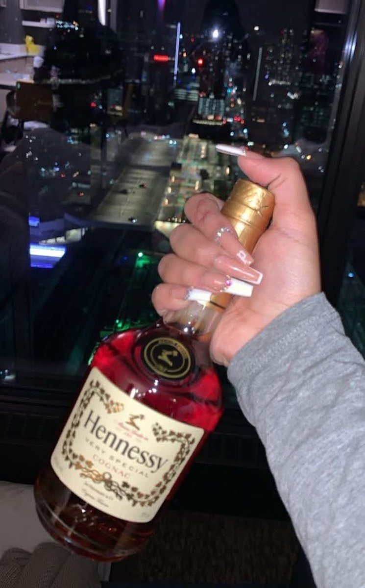 layxsnv's tweet photo. They could never make me hate youuuuu 🥃🥹🤞 https://t.co/X4SwSuU5qw
