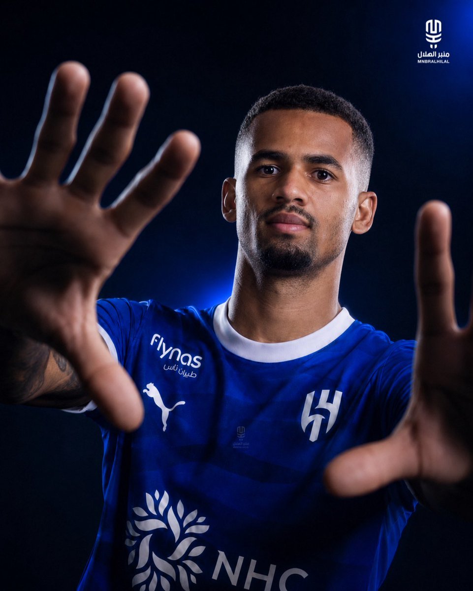 MnbrAlhilal's tweet photo. 🚨🚨🚨🚨🚨🚨🚨 عاجل:

– اتفق #الهلال مع إليمان ندياي على راتب يبلغ 270 ألف باوند أسبوعيًا.

– مدة العقد ستكون من 3 إلى 4 سنوات.

– الهلال بات قريبًا من إرسال عرضه الرسمي خلال الـ48 ساعة المقبلة.

– قيمة العرض المتوقعة تقل عن 70 مليون باوند.

@3boodrak https://t.co/gFtZtoM1j9