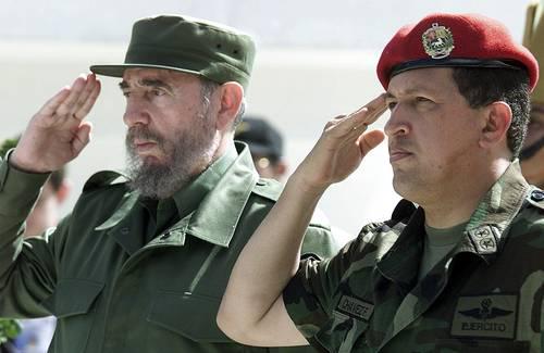 MMarreroCruz's tweet photo. En el aniversario 72 del natalicio del Comandante Hugo Chávez Frías, rendimos homenaje al "mejor amigo de #Cuba", como lo definió el Comandante en Jefe Fidel Castro Ruz, defensor incansable de la unidad y la integración latinoamericana y caribeña. https://t.co/pZmRwCzggw