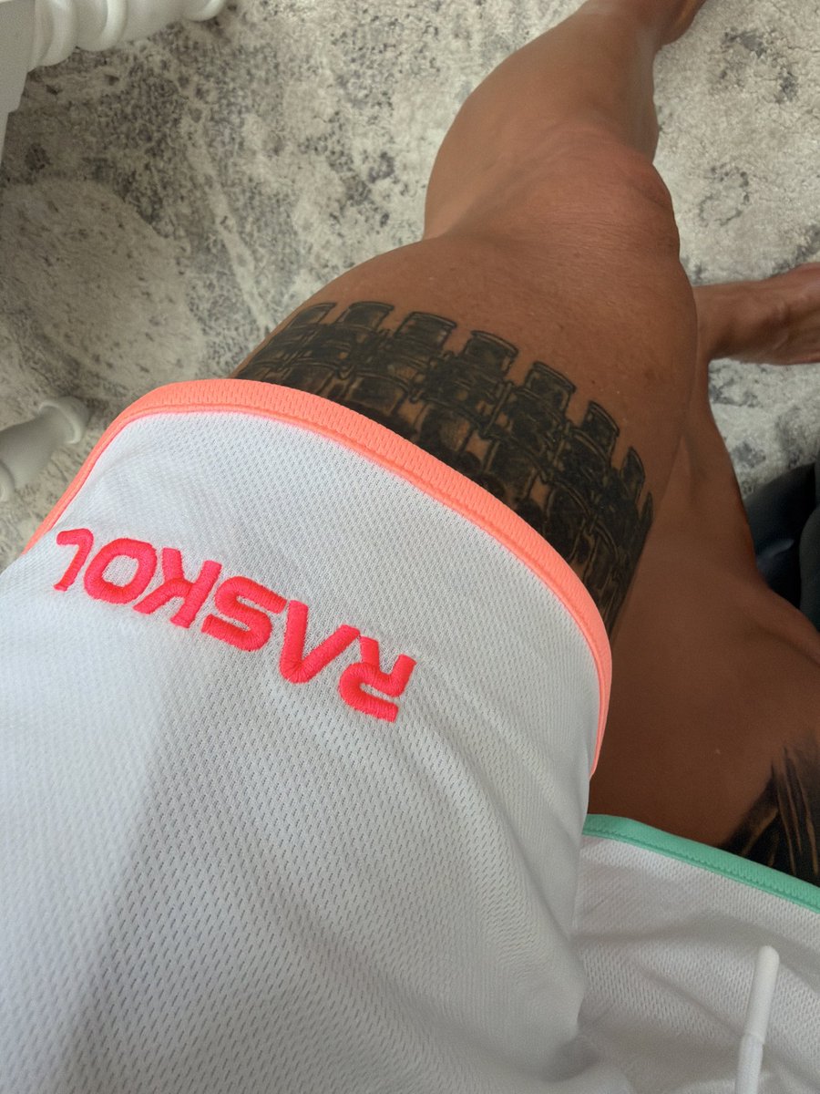 AlexStorms62's tweet photo. New gym gear. These are honestly super nice! #raskol #gymwear https://t.co/QVSuMnK1WL