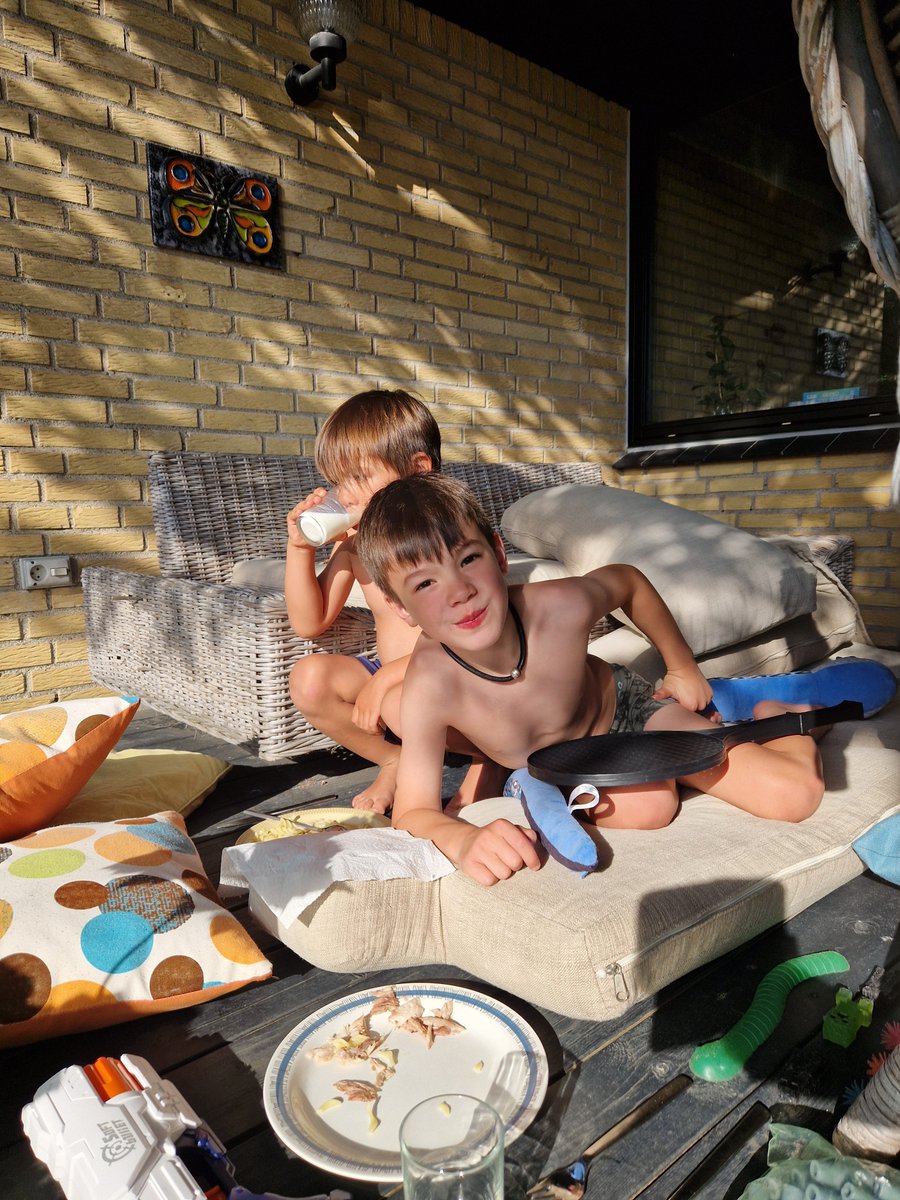 TableTopMaster_ tweet picture