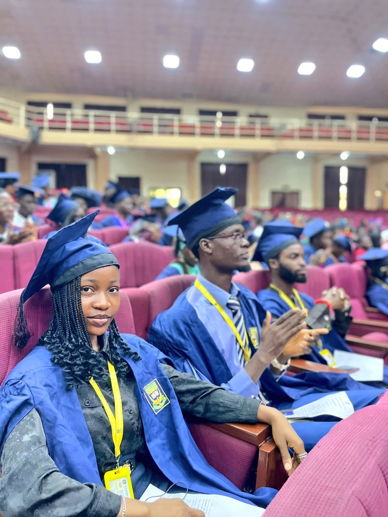 ITgirlsince_06's tweet photo. Officially inaugurated as a Senator representing the faculty of Life Sciences at the Students' Union Senate Council.
The 13th Assembly!

God did!
May God grant us the wisdom to serve effectively, Amen.🤍

Unto greatness! https://t.co/ibl9PU9NND