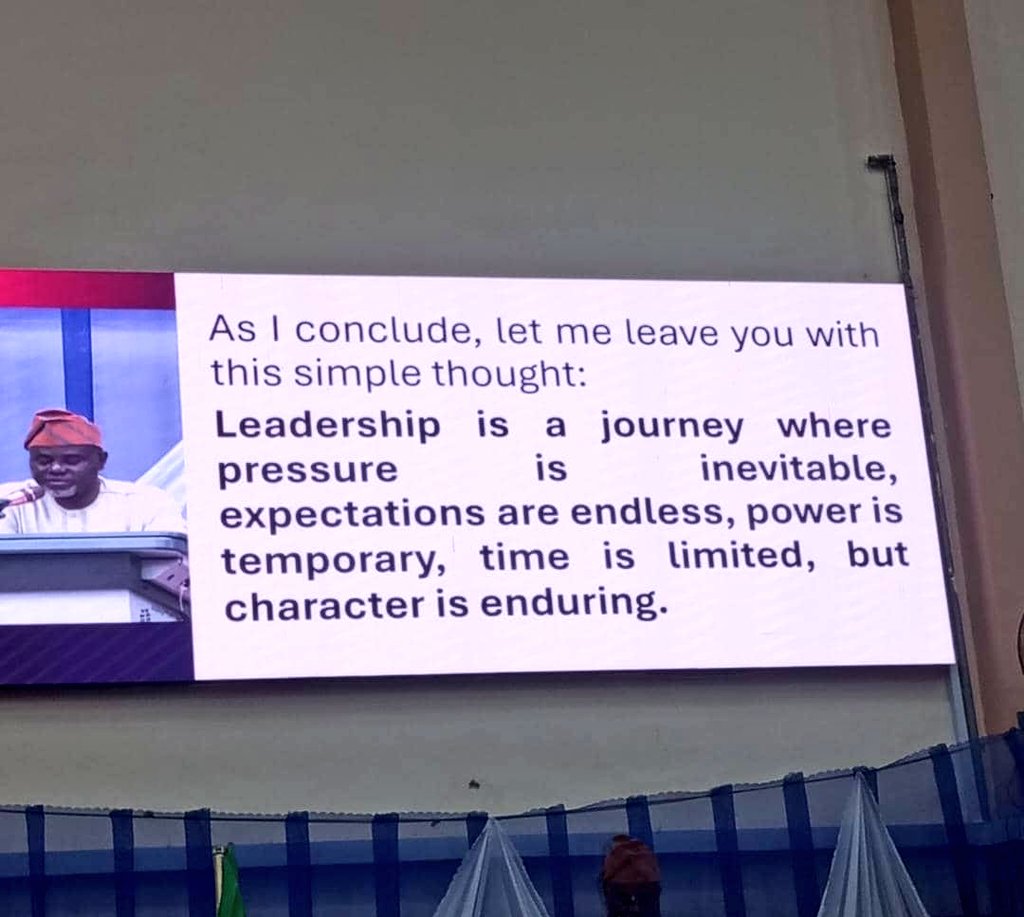 ITgirlsince_06's tweet photo. Officially inaugurated as a Senator representing the faculty of Life Sciences at the Students' Union Senate Council.
The 13th Assembly!

God did!
May God grant us the wisdom to serve effectively, Amen.🤍

Unto greatness! https://t.co/ibl9PU9NND