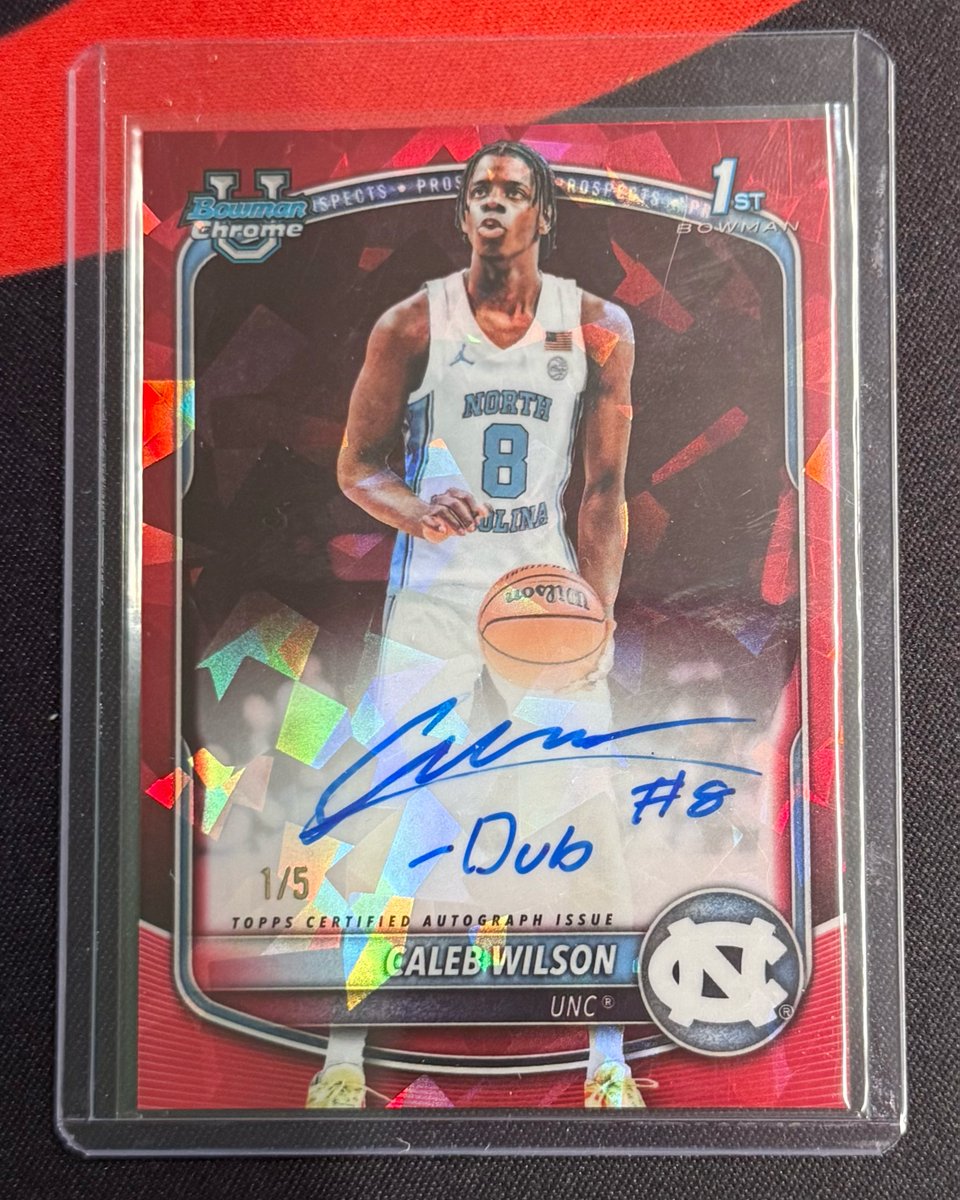 bigbodegasbreak's tweet photo. 🔴🔥 A NUCLEAR MISSILE just hit at the Bodega! We pulled the Bowman Sapphire Caleb Wilson Red Auto /5 🔥🔴

🏆 The room lost it : A red on-card auto numbered to 5 of Chicago’s next star

Pulled by @bodega.danny and @bodega.newman at Big Bodegas Breaks on @Fanatics Live 🏆 https://t.co/RQ5TQYXnmB