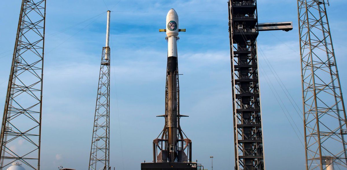 FerretOnEth's tweet photo. A little over 30HRS left till $Ferret 🚀🌕

Are you ready for what is coming? 👀 https://t.co/ESHSWdEQnY