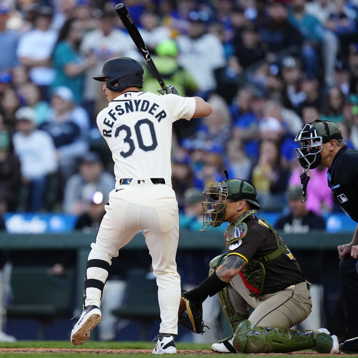 MarinersPR's tweet photo. Roster moves:

🔹 Rob Refsnyder, OF, reinstated from 10-day Injured List (right knee inflammation).
🔹 Buddy Kennedy, INF, designated for assignment.

The @Mariners 40-man roster is now at 38 players.

🔗 https://t.co/BzaoFfdUAJ https://t.co/xps8MbNaS0