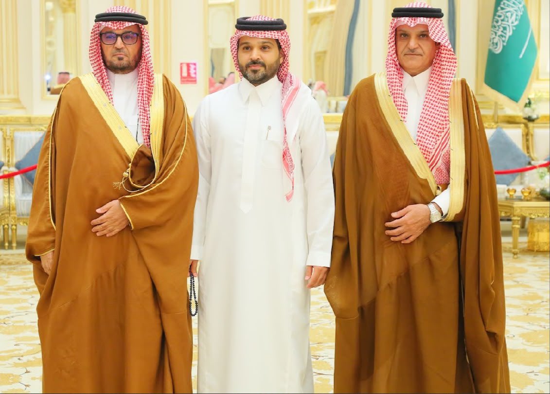 ibn__Rashed's tweet photo. أقام #الحمران من ذوي #ثبيت يوم السبت الماضي 2026/7/25 في #الخبر  إحتفال للشيخ #نايف_بن_فيحان_ربيعان بمناسبة الثقة الملكية بتعيينه أميراً للفوج التاسع بالمنطقة الشرقية خلفاً لوالده (رحمه الله) 

وفقه الله وأعانه….. https://t.co/0svDZAyFcQ