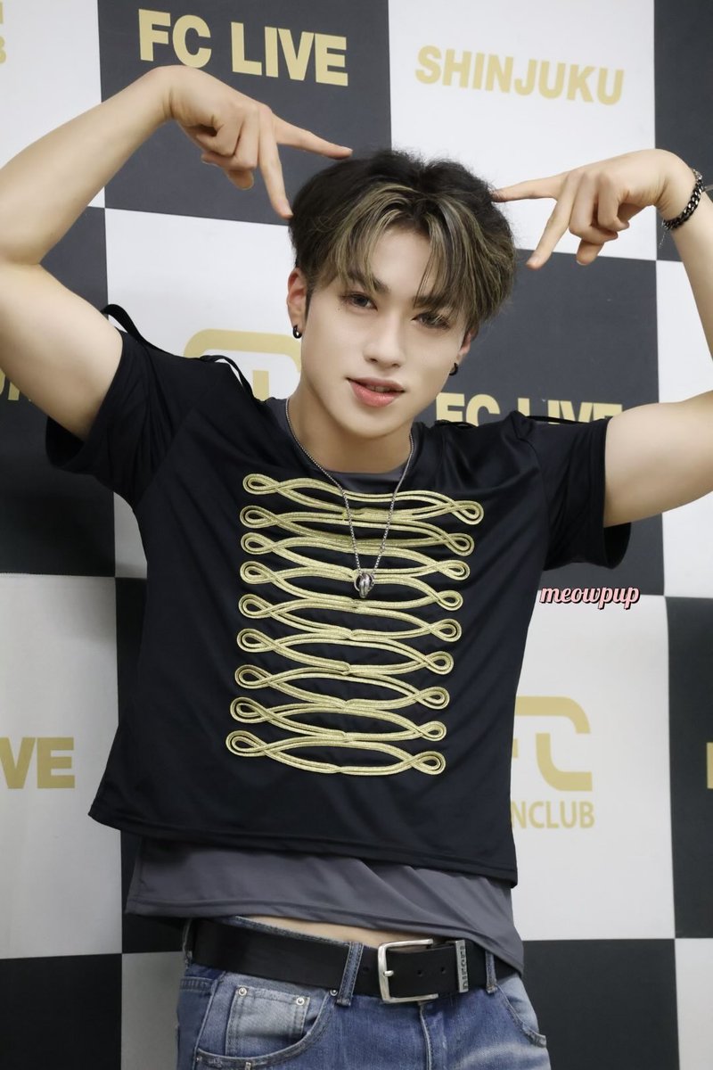 sunnyysmilee's tweet photo. 260728 ②
ㅋㅋㅋㅋㅋ 
너무 귀엽잖아😻

#체이서 #CHASER #チェイサー
#케이스케 #KEISUKE https://t.co/orZGauBQr8