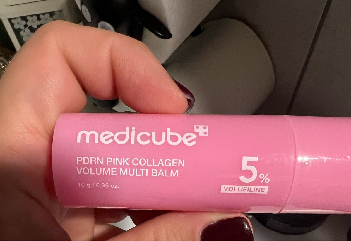 Oji_yellow's tweet photo. Amigaaaaas encontré orooooooo😍😍😍😍😍 larga vida al skincare koreano https://t.co/BL4ZOrYShy
