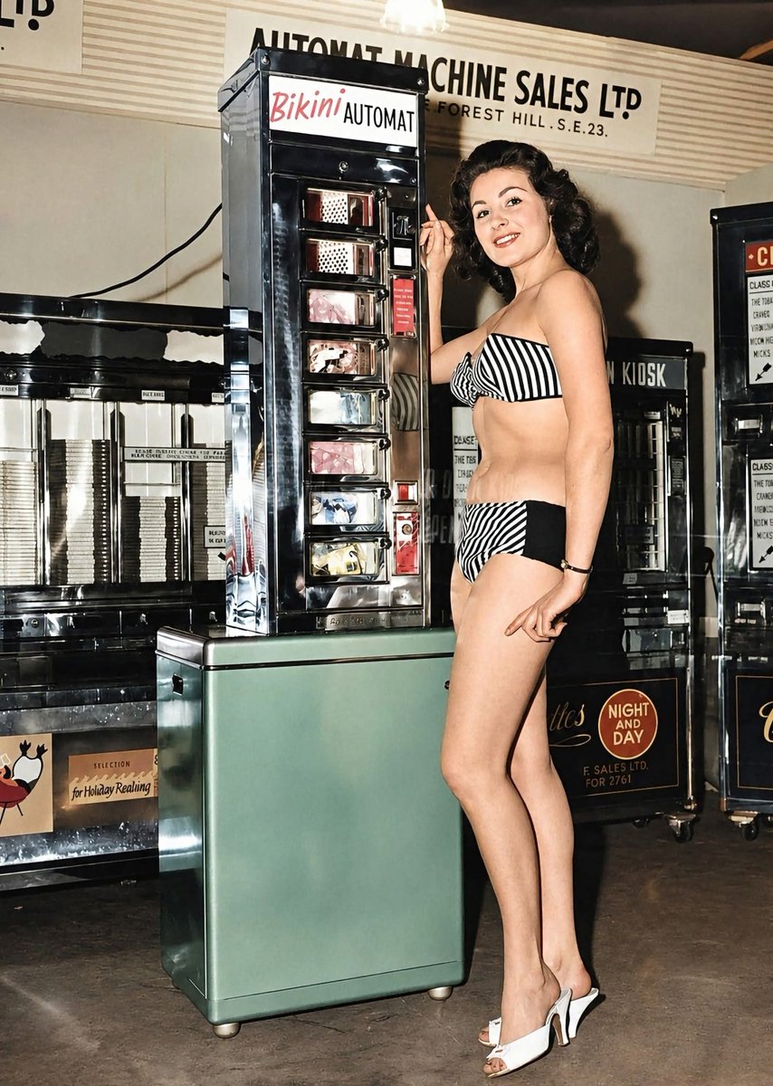 sloozen1's tweet photo. #bikinis #mareenmccormick #emmaruby #ratrods https://t.co/RmkcM9lyQK