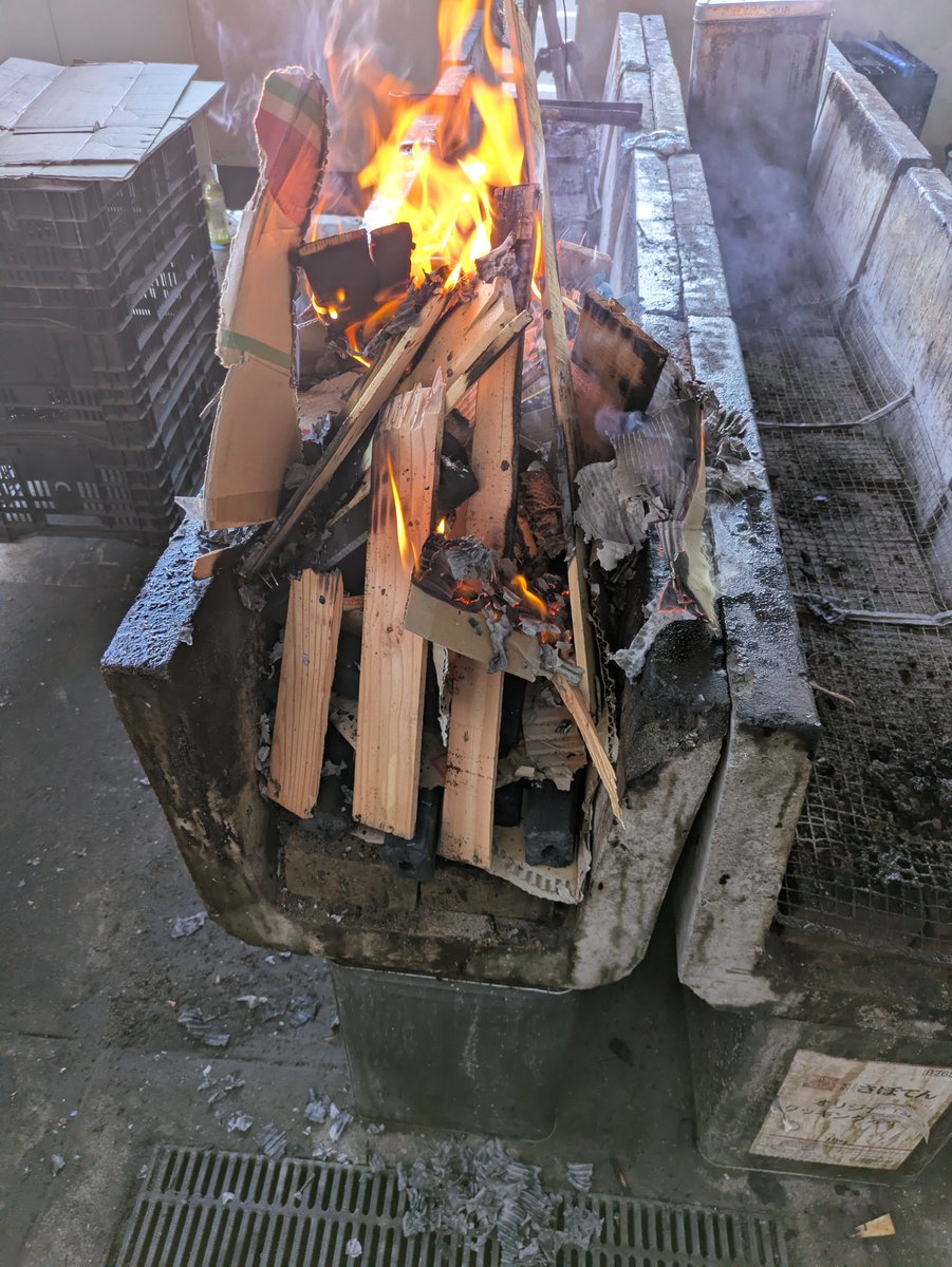 lapin3443's tweet photo. 大人の火遊び第9弾着火🔥
まだまだやりまっせ https://t.co/77nae1OSWV