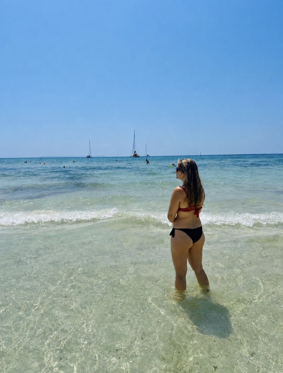 MRexech's tweet photo. Descubriendo las playas de Mallorca!
🌴👙🍻 https://t.co/Udx8sBCHeU