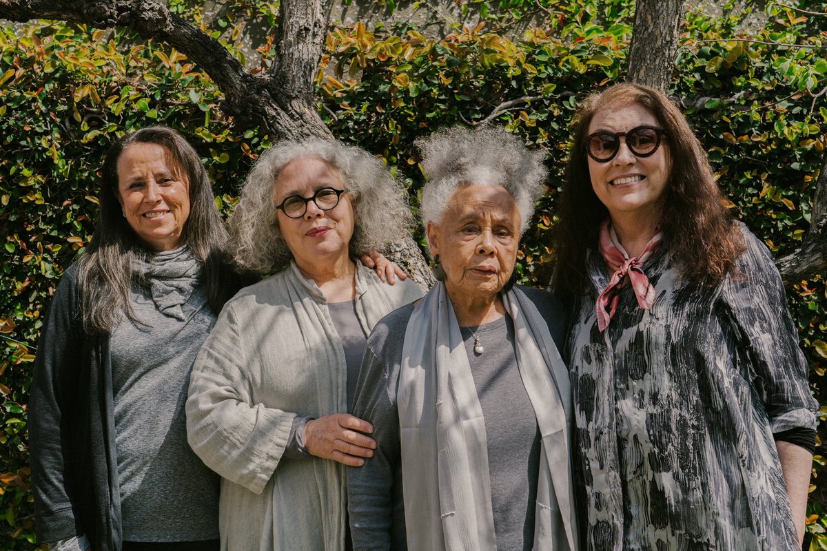 TexasIsaiah's tweet photo. I had the pleasure of photographing Betye Saar and her daughters for Harper’s Bazaar in 2021. 

🕊️🥥 https://t.co/RL4daOy3Zc