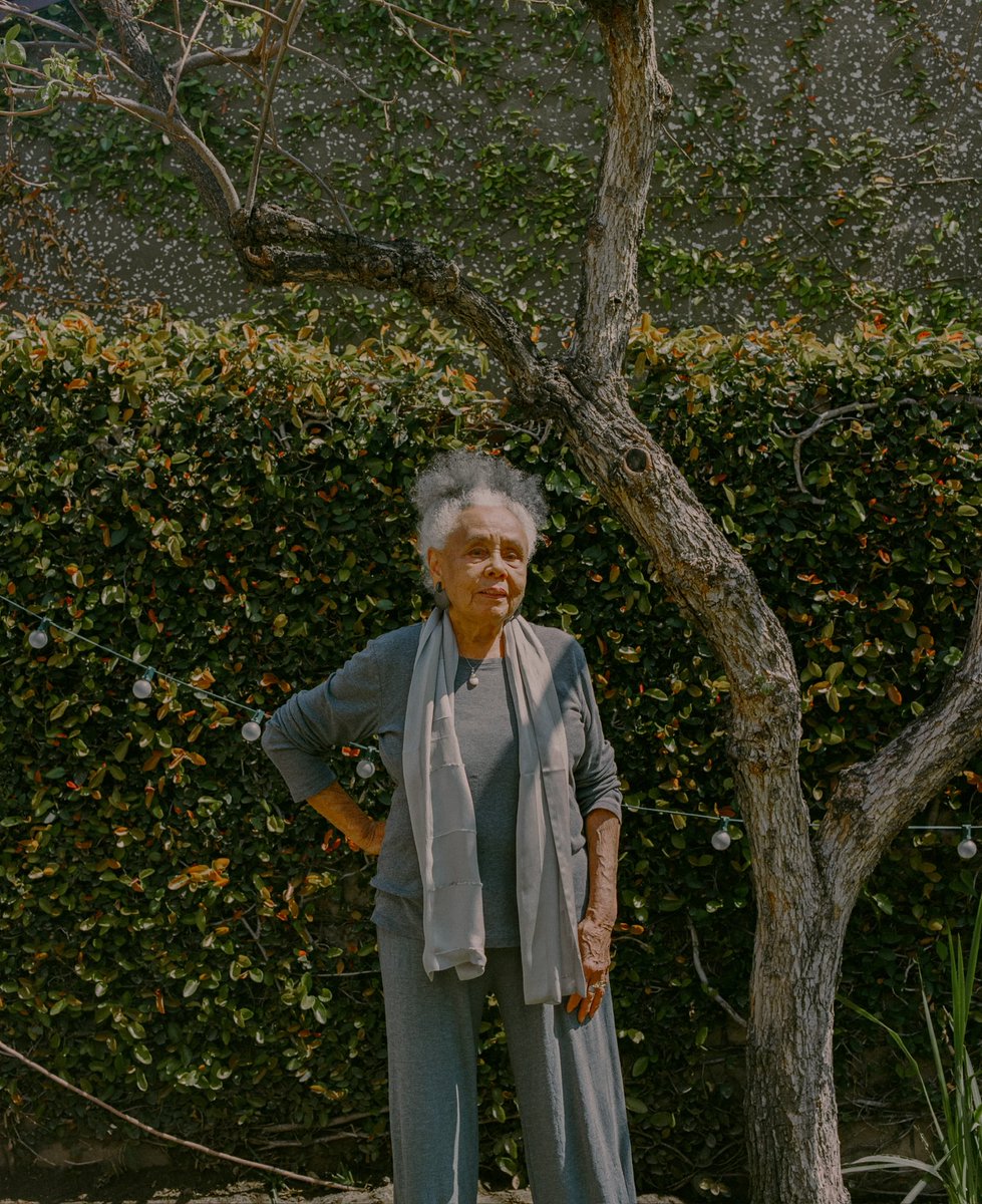 TexasIsaiah's tweet photo. I had the pleasure of photographing Betye Saar and her daughters for Harper’s Bazaar in 2021. 

🕊️🥥 https://t.co/RL4daOy3Zc