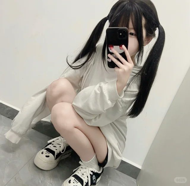 FieldsKell32006's tweet photo. あそびたいー！からんできてー
#彼氏募集中 #裏アカ女子 https://t.co/A6i2ZFg6gi