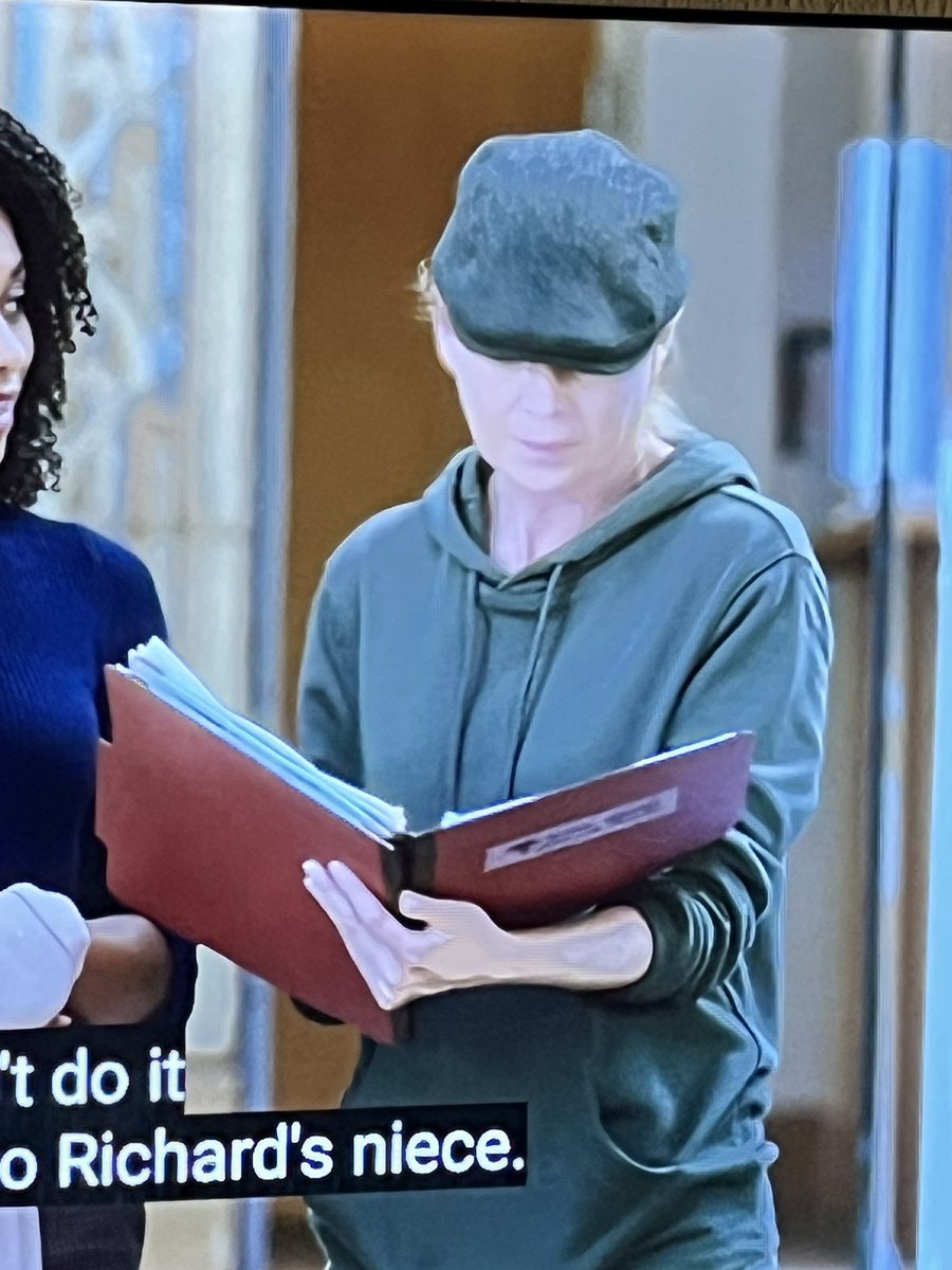 aphillester's tweet photo. Why did they make Meredith Grey an Irish paperboy https://t.co/dgZxT3QSfY