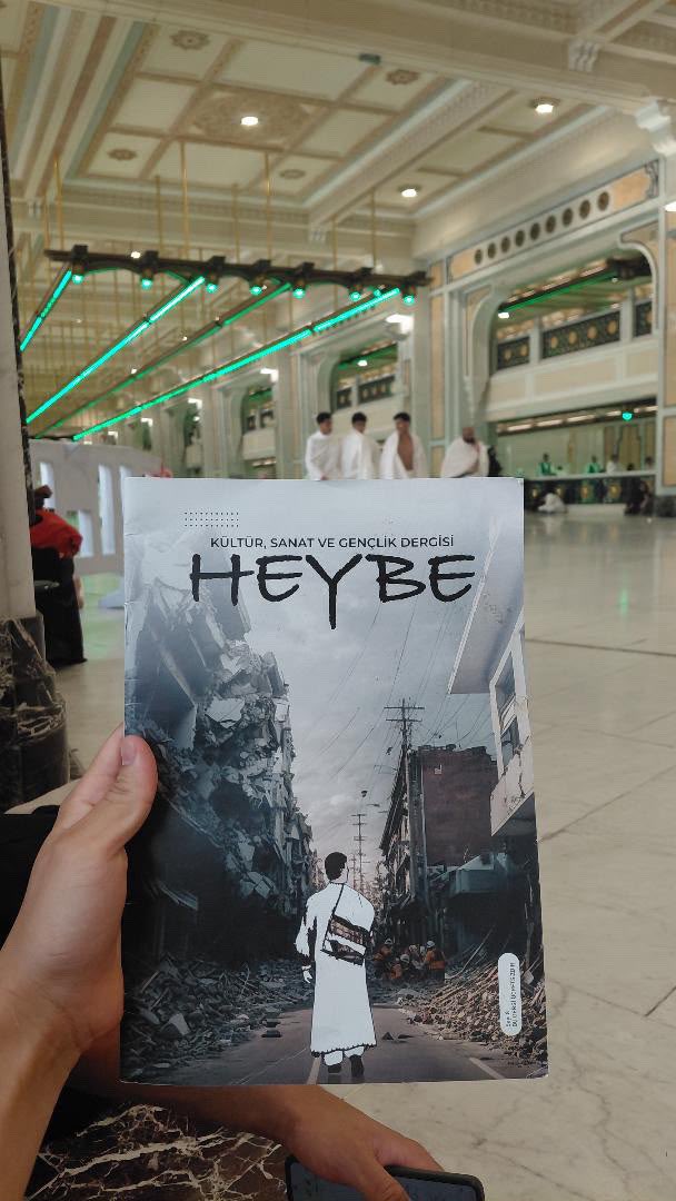 Heybedergi's tweet photo. Heybe Mekke’de🌹

Dergi okurlarımızdan aldığımız en kıymetli fotoğraf karesinin bizlere iletilmesinin mutluluğunu yaşıyoruz.

Mekan ve kare paylaşılmaya çokça değer,
Kutsal topraklardan bizleri unutmayan Ömer HAKİM beyefendi’ye teşekkür ediyoruz…
#heybeheryerde #heybemekkede https://t.co/A6nPpC98G4