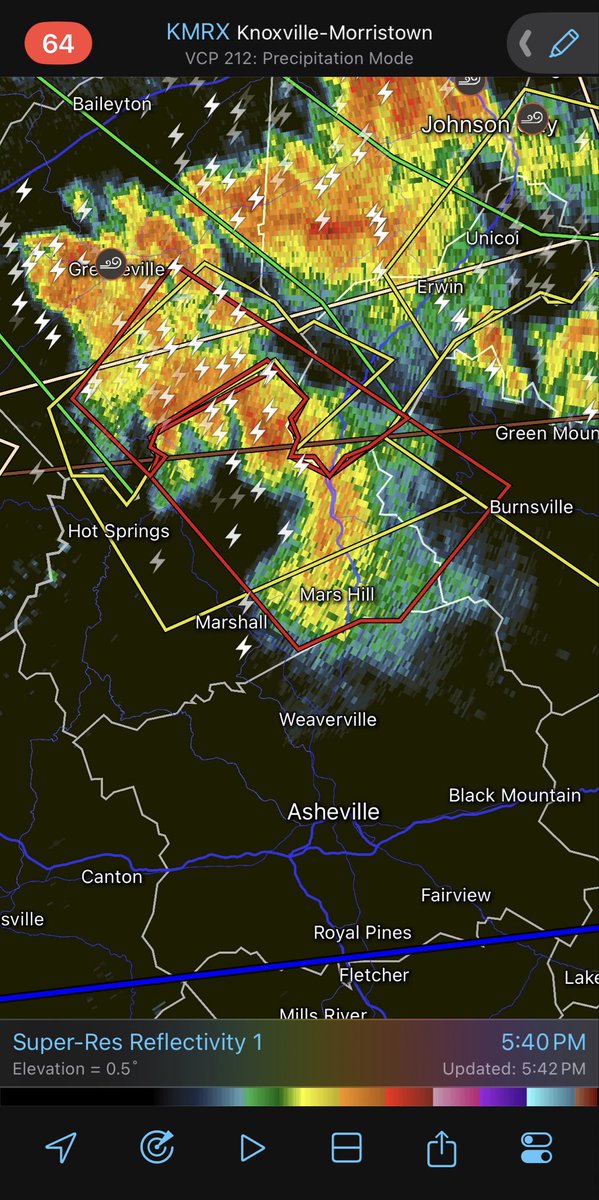 Chris040903's tweet photo. Definitely just had a tornado with this storm a few minutes ago on the TN/NC border https://t.co/4oyEY5ftTX