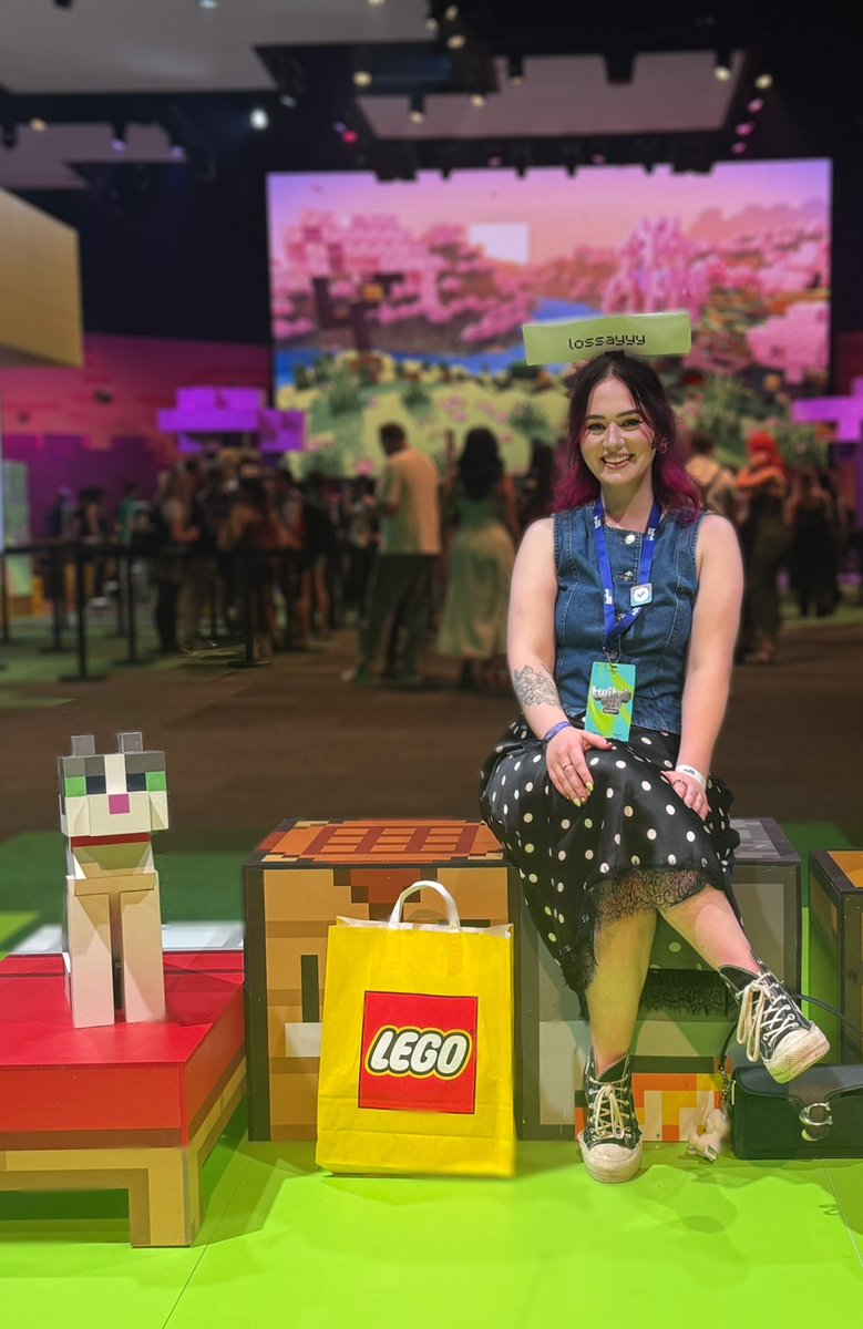 lossayyy's tweet photo. eeeek, I’m 30 followers away from 10k on here! If you like cosy games, unhinged gameplay, an Irish accent, late night ADHD thoughts and lots of yapping maybe consider following 👀✨ https://t.co/WiLdUniApq