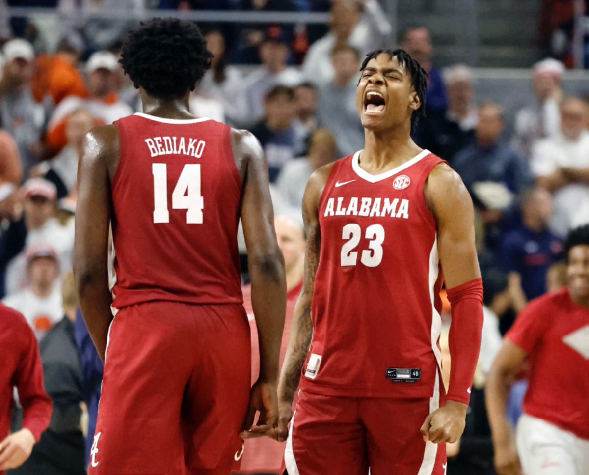 N3XTHoops's tweet photo. 🚨 NCAA D1 Basketball Program looking to RECRUIT &amp; OFFER available prospects! 🏀 @AlabamaMBB 

✔️ Scholarships available! 

2027s
2028s 
2029s

⬇️ DROP FILM &amp; RETWEET ⬇️

Dm me N3XT for more info https://t.co/O6VFpTOBu0
