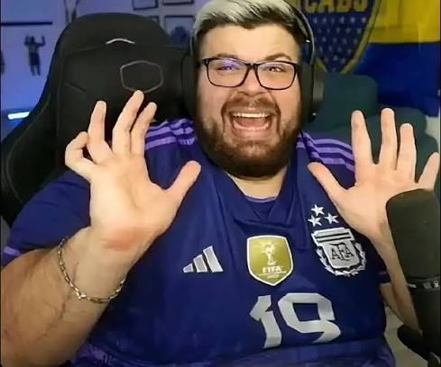 Anjer2805's tweet photo. @lautarodeIcampo @OOC_Momo No mientas Cobrix, todos los que ganaron esas plays eran tus primos https://t.co/qlL3uyJwTN