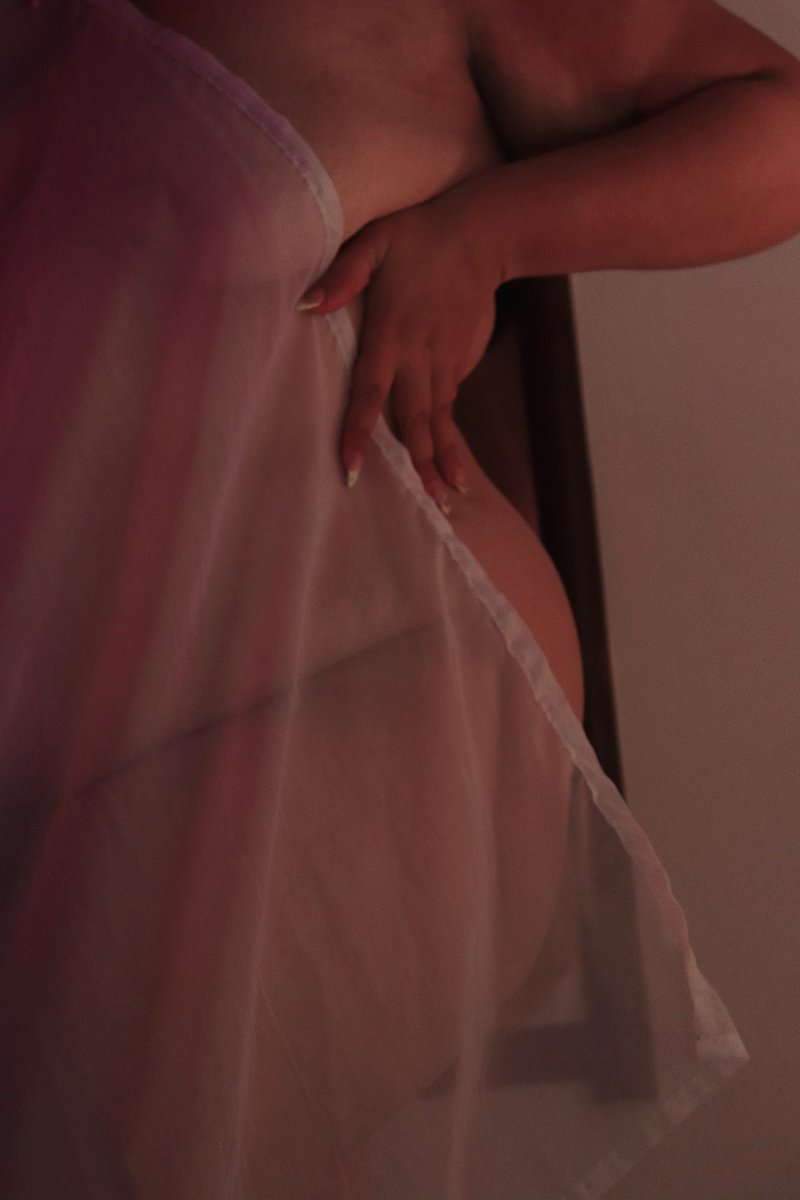 PumpkinButtfly's tweet photo. Through the veil 😶‍🌫️ https://t.co/TRWTnXQRhH