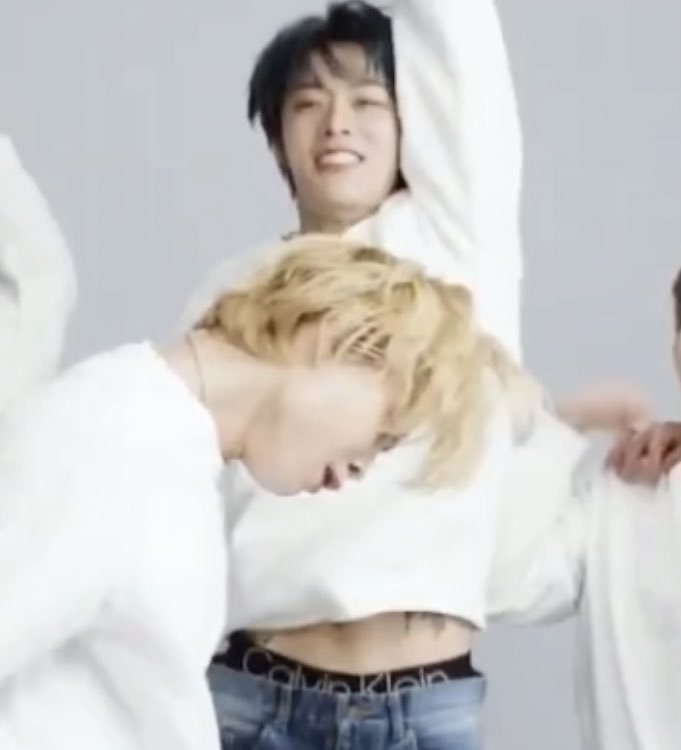 eslnyt's tweet photo. Its crazy how we always tend to discover yuta having either a tattoo or a body art on random moments 😭 https://t.co/wOGil18bLc