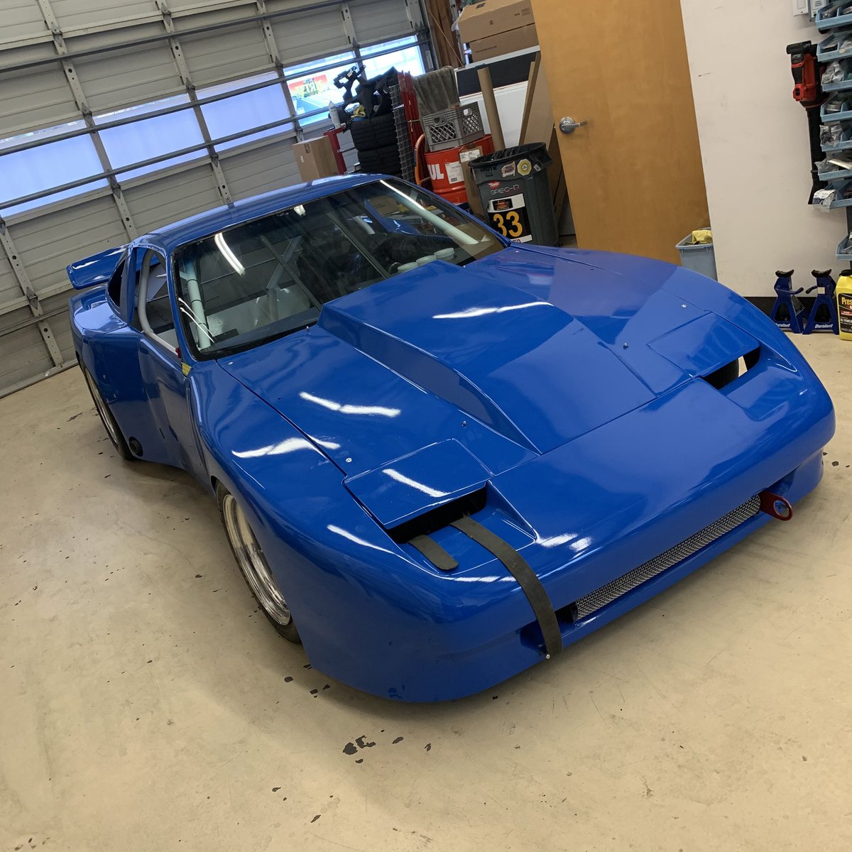 二台目といかがですか Z31IMSA300ZX , GTU class ということかな？ 2 sheeter or 2by2