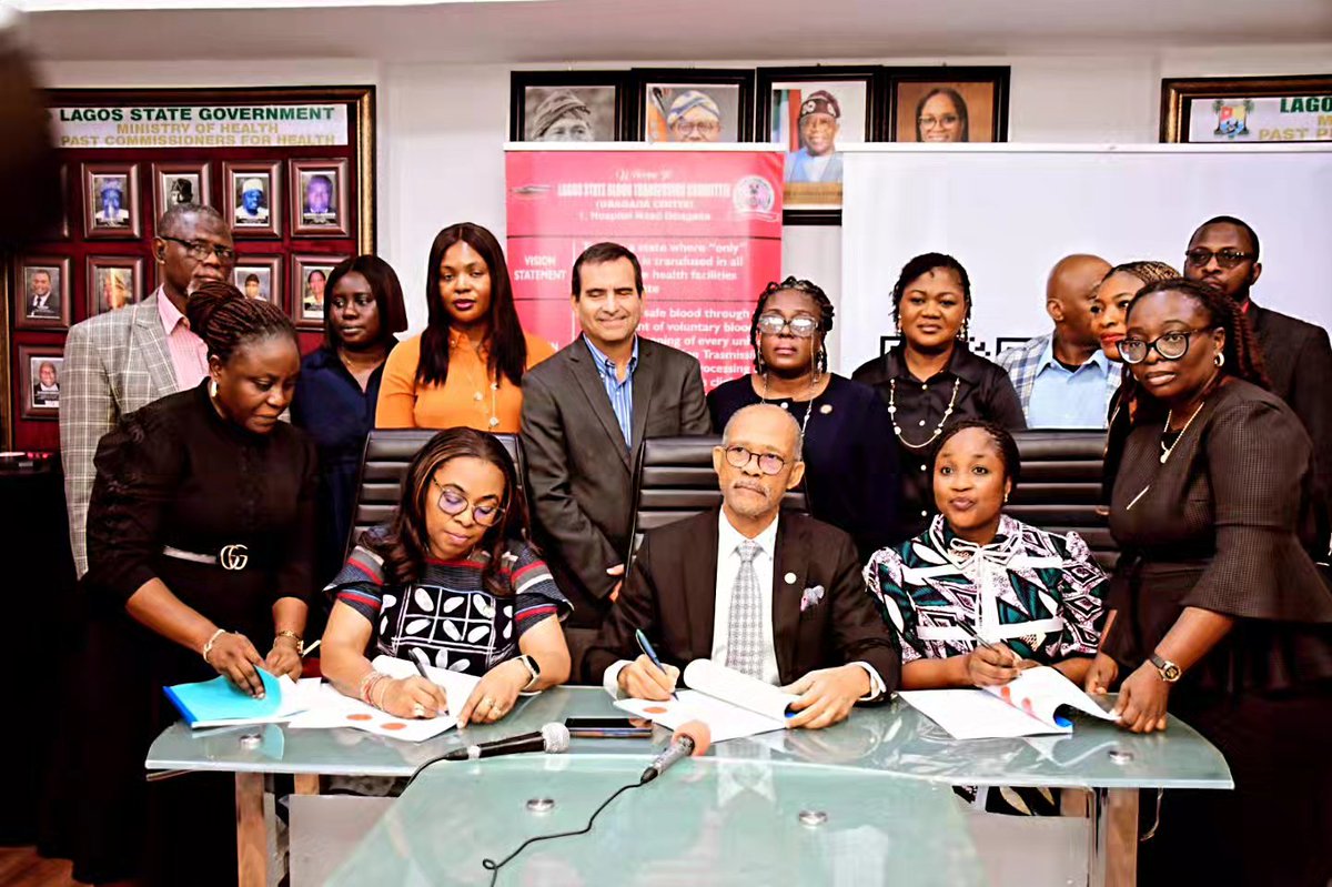 LSMOH's tweet photo. LAGOS SIGNS FIVE-YEAR BLOOD SCREENING CONCESSION TO DEEPEN SAFE BLOOD SUPPLY*

...Partners with private concessionaires, Roche Products Ltd to standardise screening across public hospitals

Read more... https://t.co/zwFASoxZSw https://t.co/NDRH1zkbBA