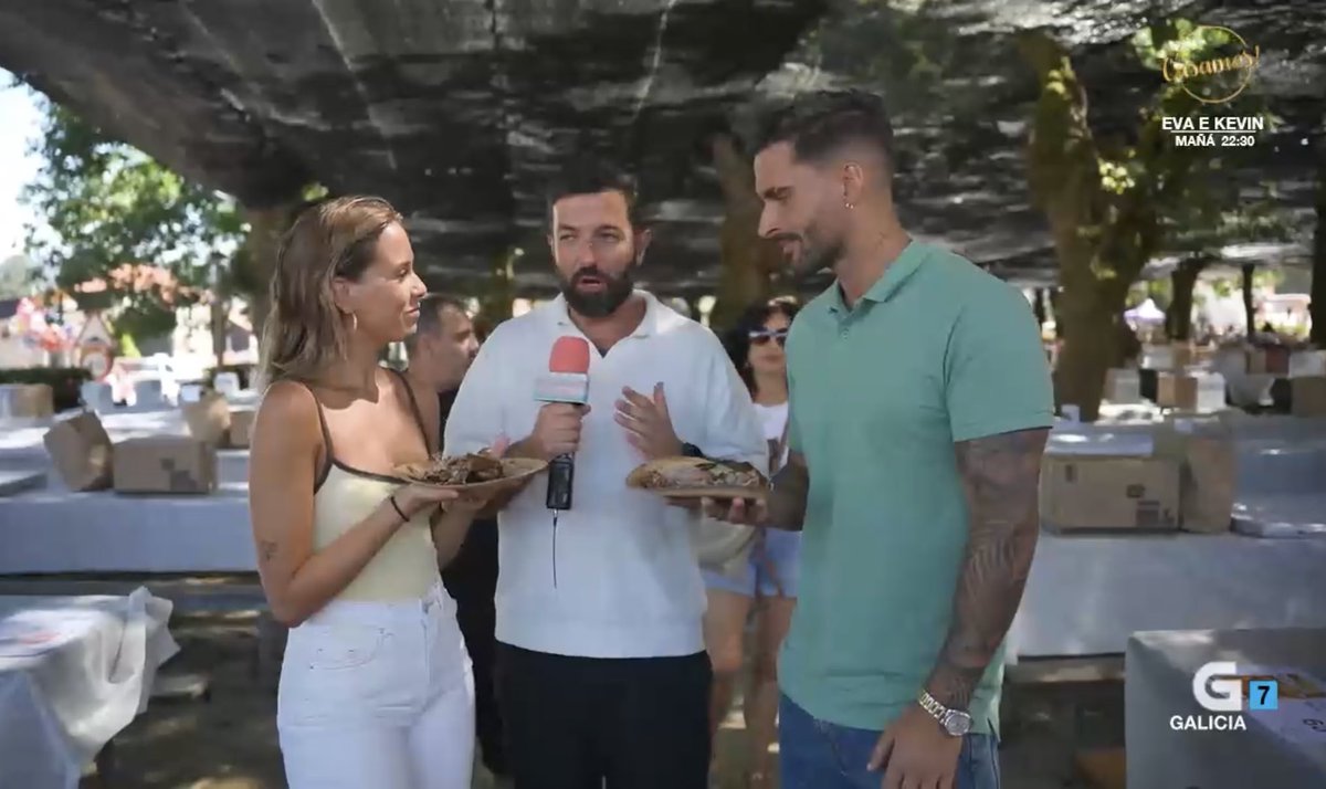 2331Gq's tweet photo. Le programa de hoy otro auténtico SiÍÍ… @TVGalicia un acierto total #collepanemolla con Eddy y Violeta https://t.co/iajEg1bbE4