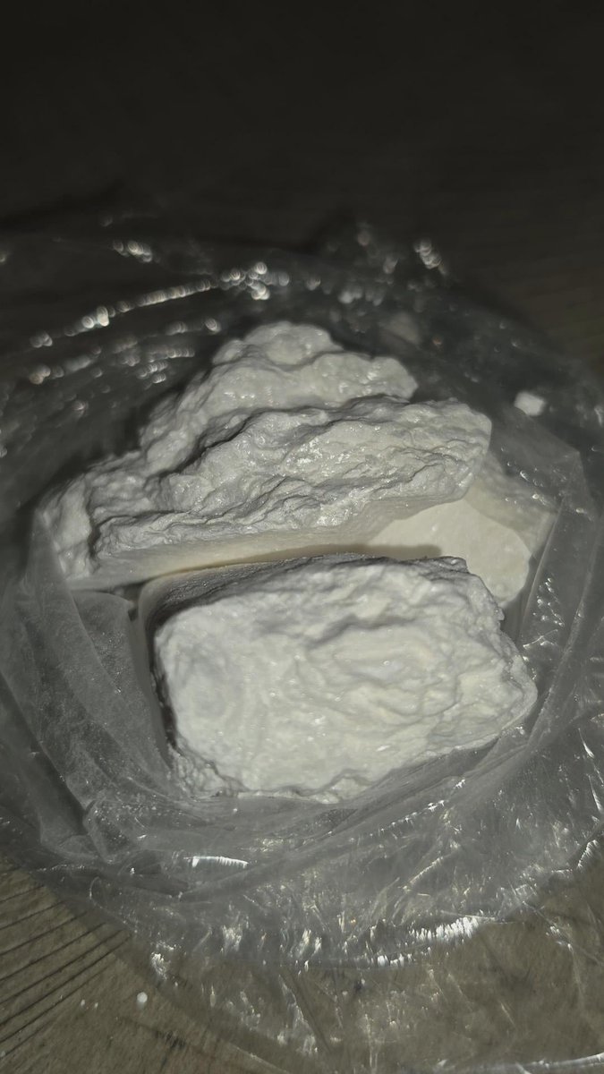 Jenifer_671's tweet photo. "I’m not addicted to cocaine. I just like the way it smells." #drugtwt #coketwt #drugs https://t.co/macCzbnj3B
