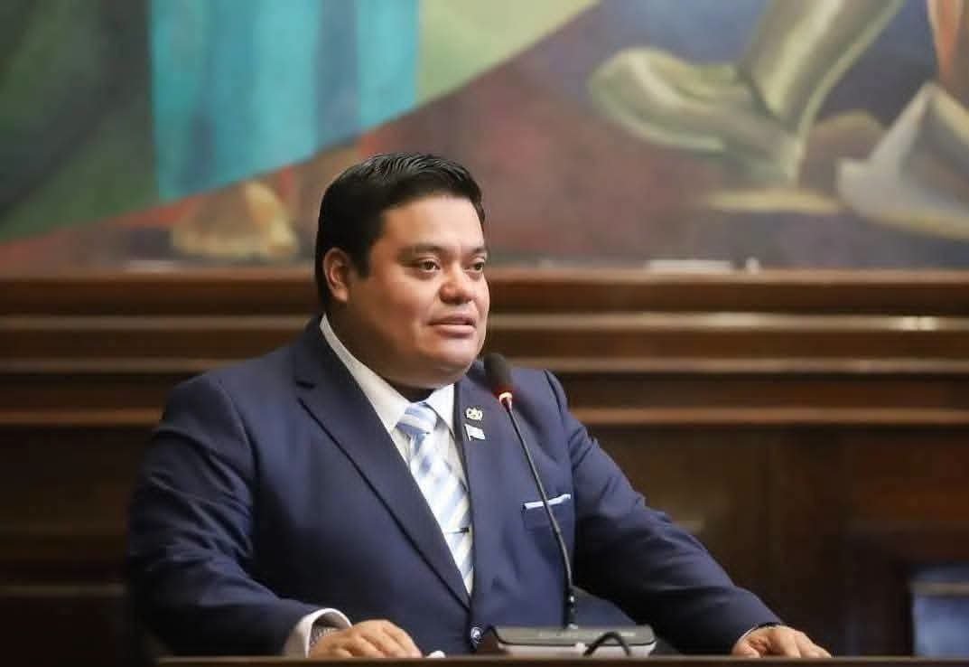 LarRRytO's tweet photo. Son iguales con diferente color, ya no mas votos para estos HDP que son cómplices de toda la corrupcion en el @CongresoGuate...

@AllanERodriguez https://t.co/Y6VwWSGLqu