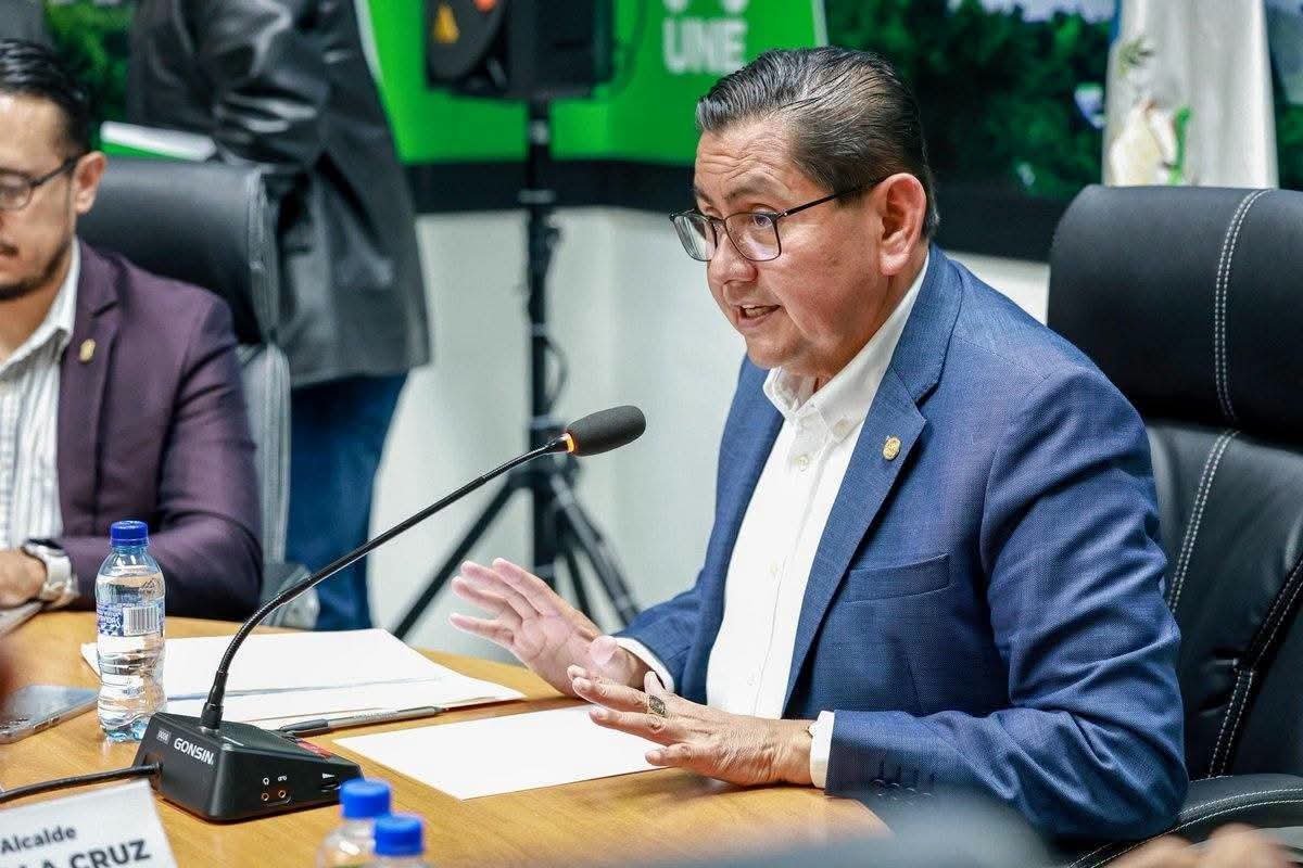 LarRRytO's tweet photo. Son iguales con diferente color, ya no mas votos para estos HDP que son cómplices de toda la corrupcion en el @CongresoGuate...

@AllanERodriguez https://t.co/Y6VwWSGLqu