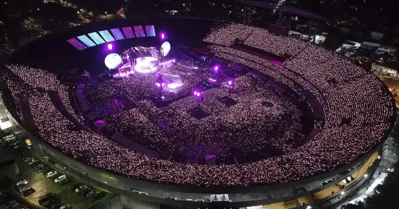 BARMYSTREAM's tweet photo. 🗓️ 90 DIAS PARA BTS NO BRASIL

E falem pra gente, qual a data e qual o setor de vocês pra essa turnê histórica?

— Datas
• 28/10
• 30/10
• 31/10

— Setores
• Cinema
• Calçada
• Pista
• Cadeiras
• Arquibancada https://t.co/smkkDQWVxb