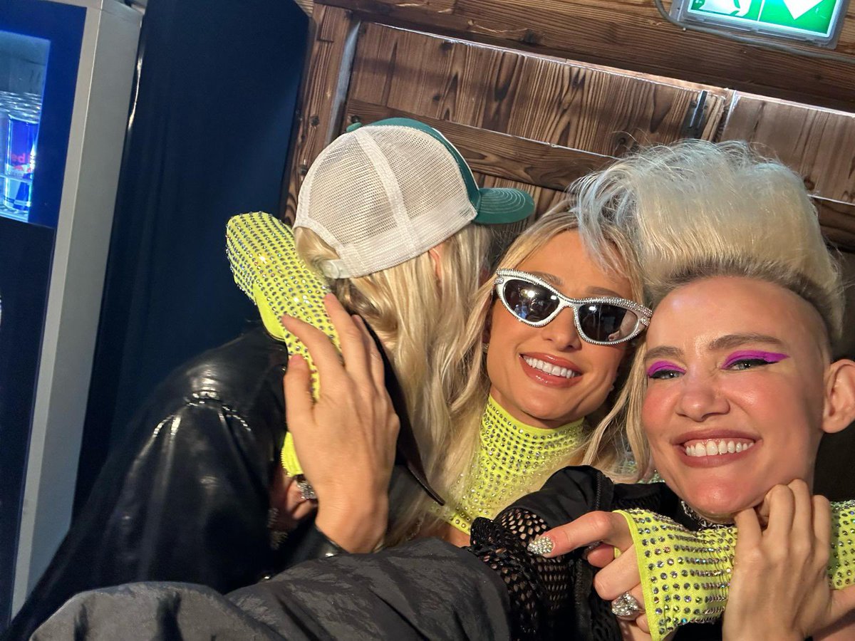 nervomusic's tweet photo. @tomorrowland 2026 W2 at THE LIBRARY looked something like this ❤️🦋🔥✨👯‍♀️💖💖💥💥📚📚

Still trying to process the energy of these couple of weekends… 🥹 Thank you so much Tomorrowland for another absolutely epic experience and for always creating the most magical place for us to connect, dance and creating the most beautiful memories every single year 🥰  Every single time we come here, we’re reminded how lucky we are to live these moments with all of you 🫶✨ … hearts are completely full right now❤️❤️

UNTIL NEXT YEAR 🥰🥰🔥🔥