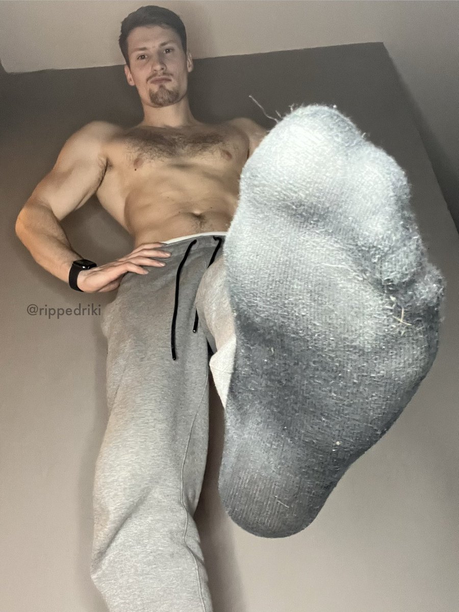 rippedriki tweet picture