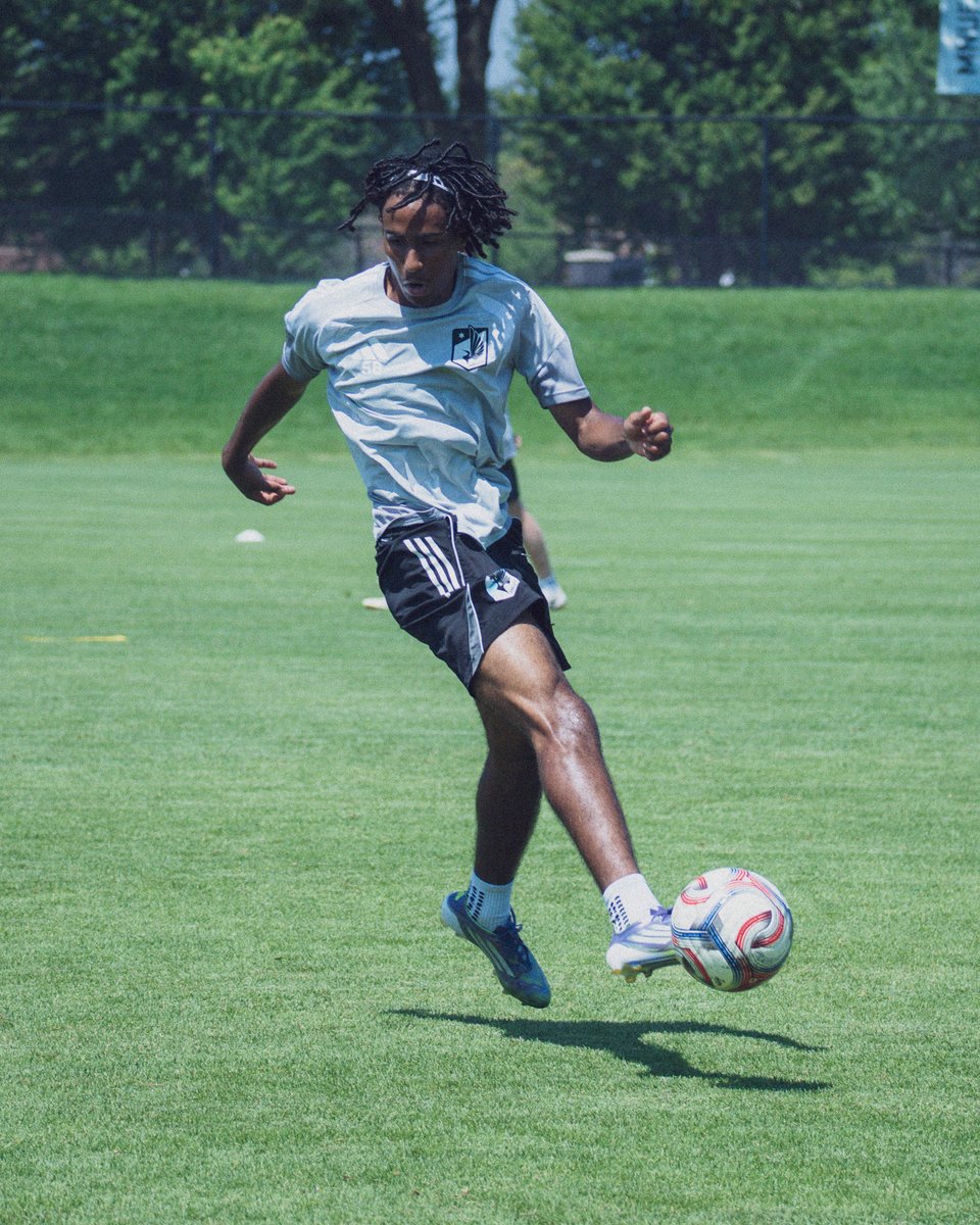 mnufc2's tweet photo. Poetry in motion https://t.co/WjCaJZZGyb