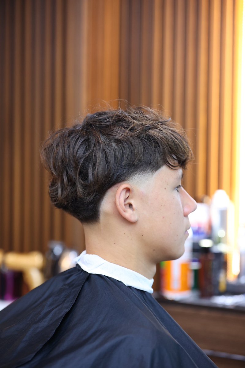 SkyBarber1__'s tweet photo. 💈💈💈 #skybarber1 https://t.co/lO0KmxP8Np